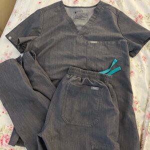 FIGS Charcoal Scrub Set with Teal Accents